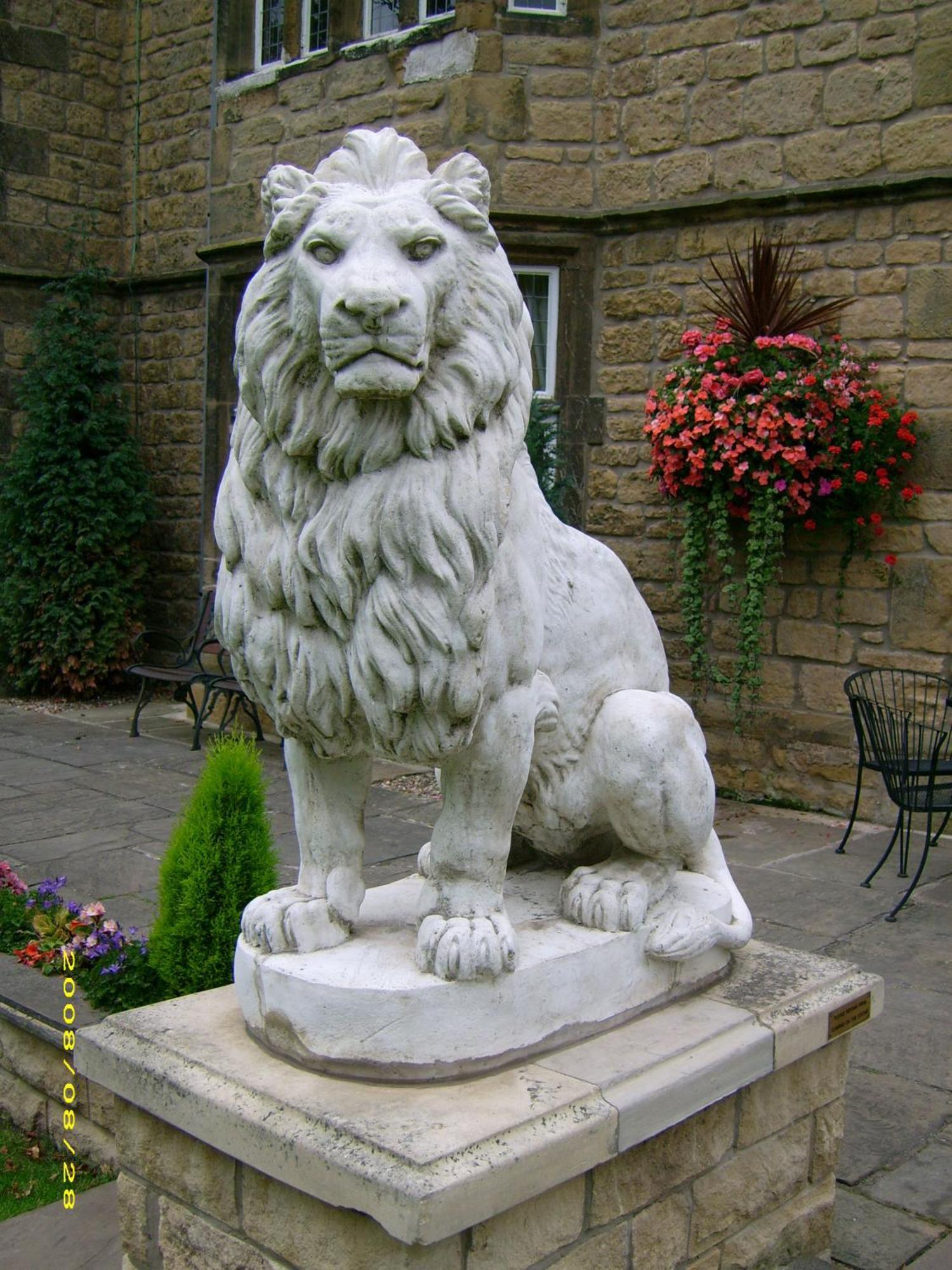 Rogerthorpe Manor Hotel Pontefract Exterior foto