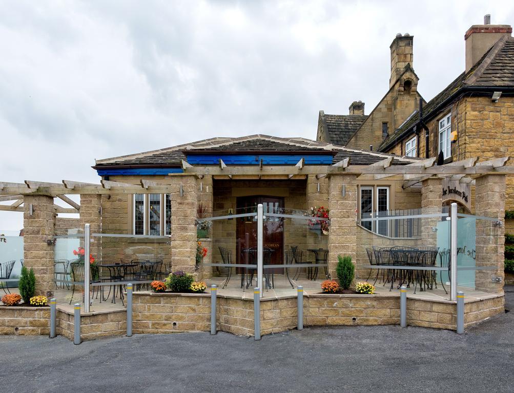 Rogerthorpe Manor Hotel Pontefract Exterior foto